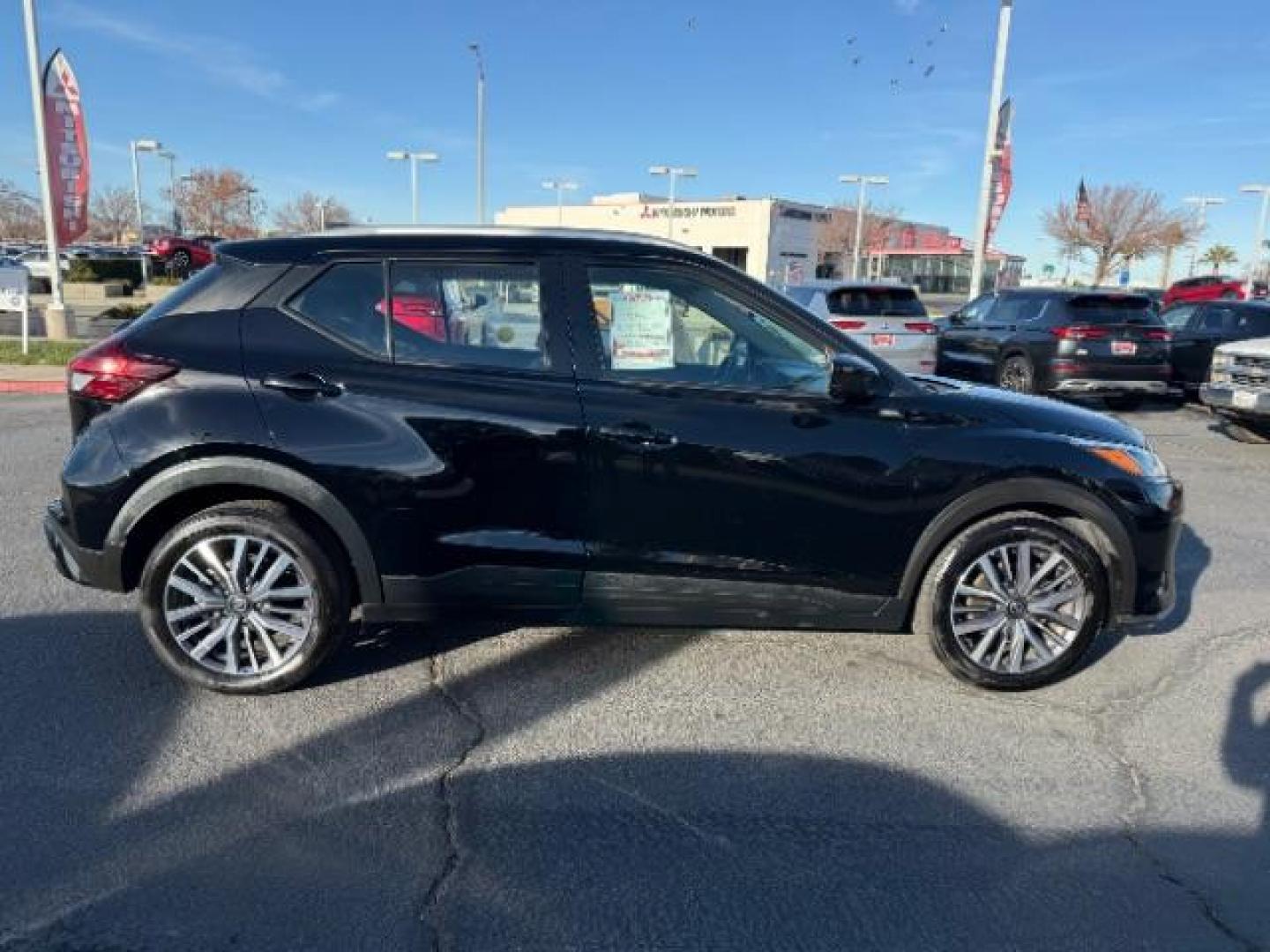 2021 BLACK Nissan Versa (3N1CN8EV9ML) with an 4-Cyl 1.6 Liter engine, Automatic CVT w/Xtronic transmission, located at 412 Auto Vista Drive, Palmdale, CA, 93551, (661) 945-0620, 34.592636, -118.136681 - Photo#38