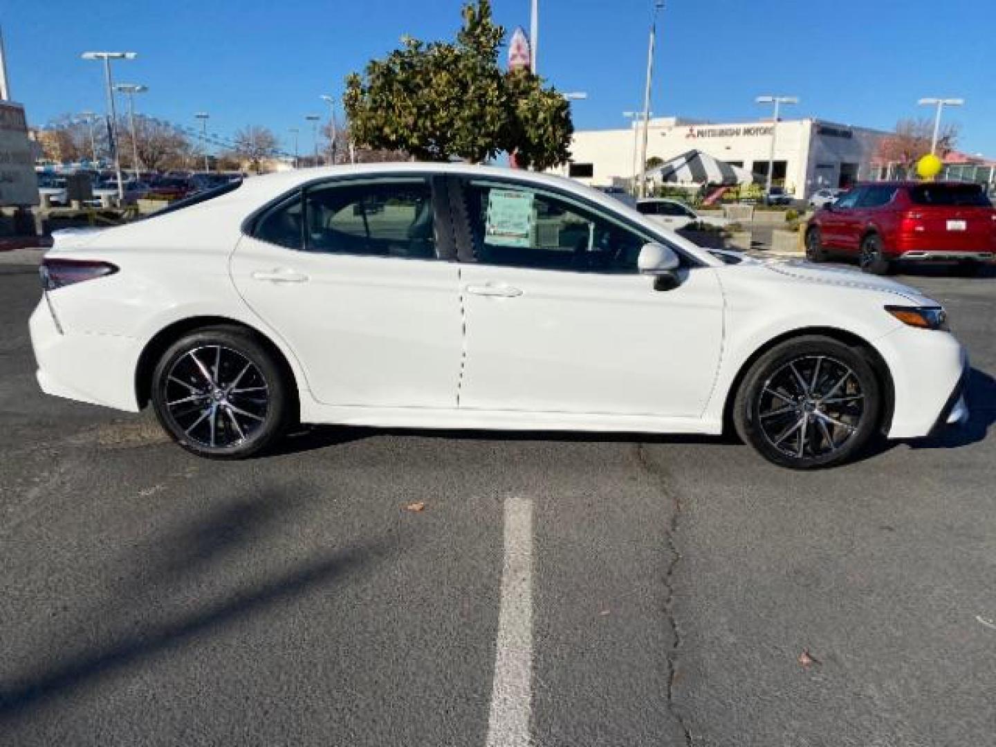 2024 WHITE Toyota Camry (4T1G11AK7RU) with an 4-Cyl 2.5 Liter engine, Automatic 8-Spd transmission, located at 412 Auto Vista Drive, Palmdale, CA, 93551, (661) 945-0620, 34.592636, -118.136681 - Photo#6