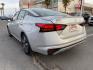 2022 SILVER Nissan Altima (1N4BL4DV4NN) with an 4-Cyl 2.5 Liter engine, Automatic Xtronic CVT transmission, located at 412 Auto Vista Drive, Palmdale, CA, 93551, (661) 945-0620, 34.592636, -118.136681 - Photo#4