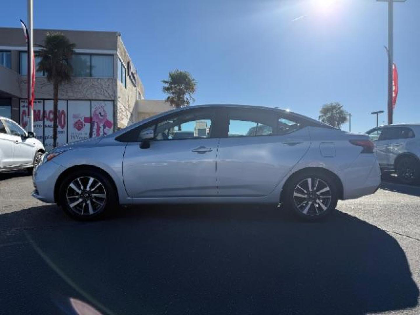 2021 SILVER Nissan Versa (3N1CN8EV3ML) with an 4-Cyl 1.6 Liter engine, Automatic CVT w/Xtronic transmission, located at 412 Auto Vista Drive, Palmdale, CA, 93551, (661) 945-0620, 34.592636, -118.136681 - Photo#3