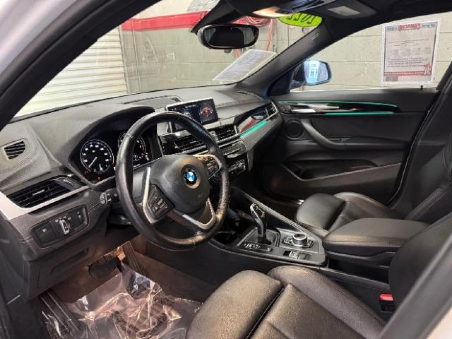 2022 WHITE BMW X2 (WBXYJ1C06N5) with an 4-Cyl Turbo 2.0 Liter engine, Automatic transmission, located at 412 Auto Vista Drive, Palmdale, CA, 93551, (661) 945-0620, 34.592636, -118.136681 - Photo#16