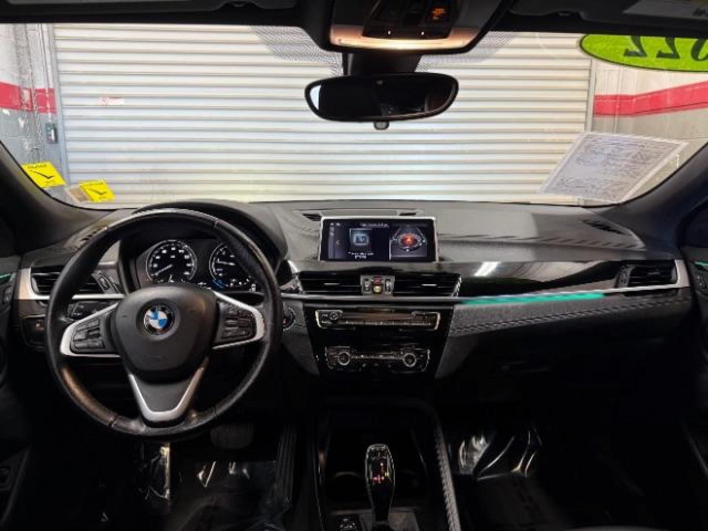 2022 WHITE BMW X2 (WBXYJ1C06N5) with an 4-Cyl Turbo 2.0 Liter engine, Automatic transmission, located at 412 Auto Vista Drive, Palmdale, CA, 93551, (661) 945-0620, 34.592636, -118.136681 - Photo#17