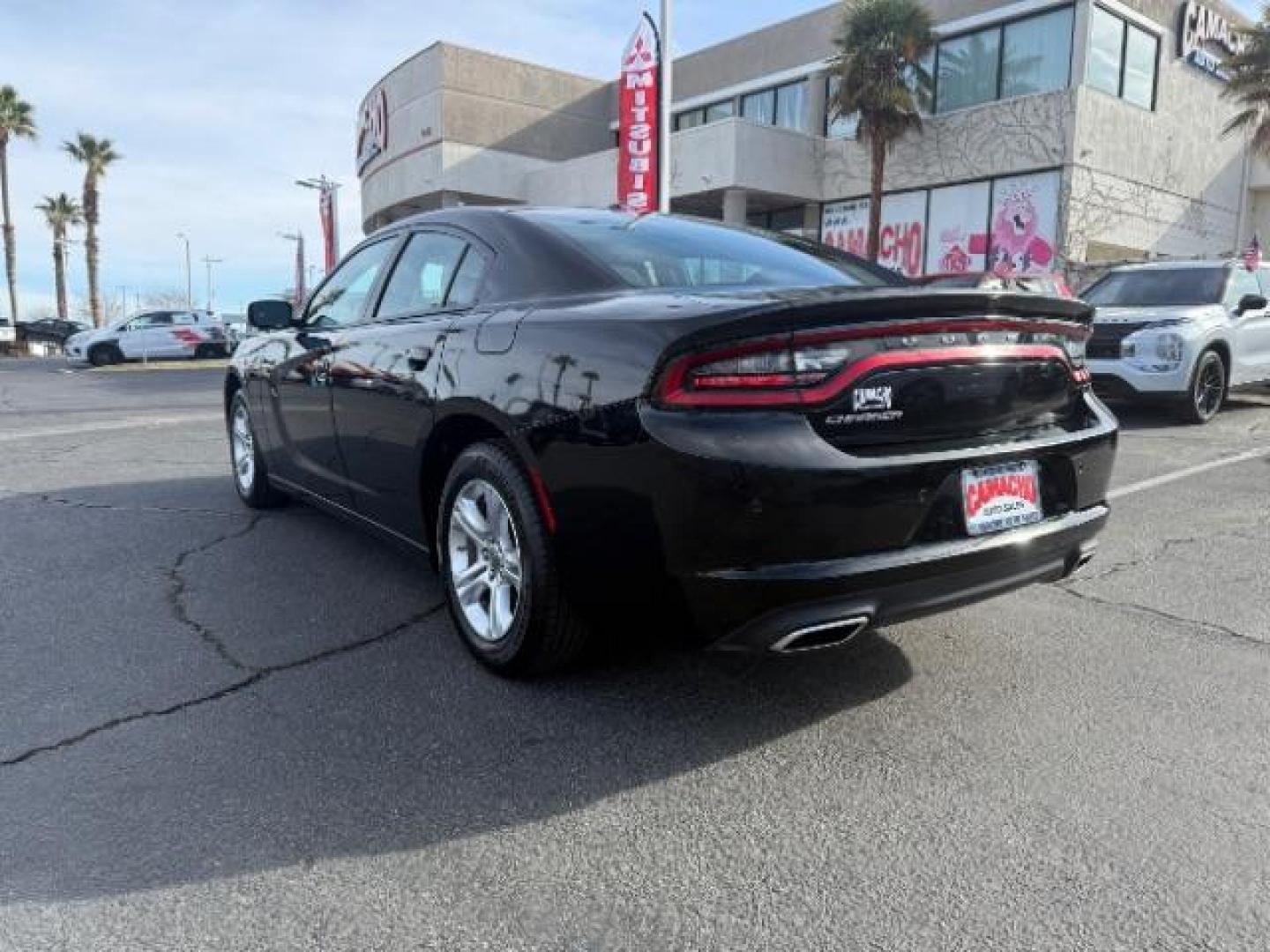 2022 BLACK Dodge Charger (2C3CDXBGXNH) with an V6 3.6 Liter engine, Automatic 8-Spd w/AutoStick transmission, located at 412 Auto Vista Drive, Palmdale, CA, 93551, (661) 945-0620, 34.592636, -118.136681 - Photo#4