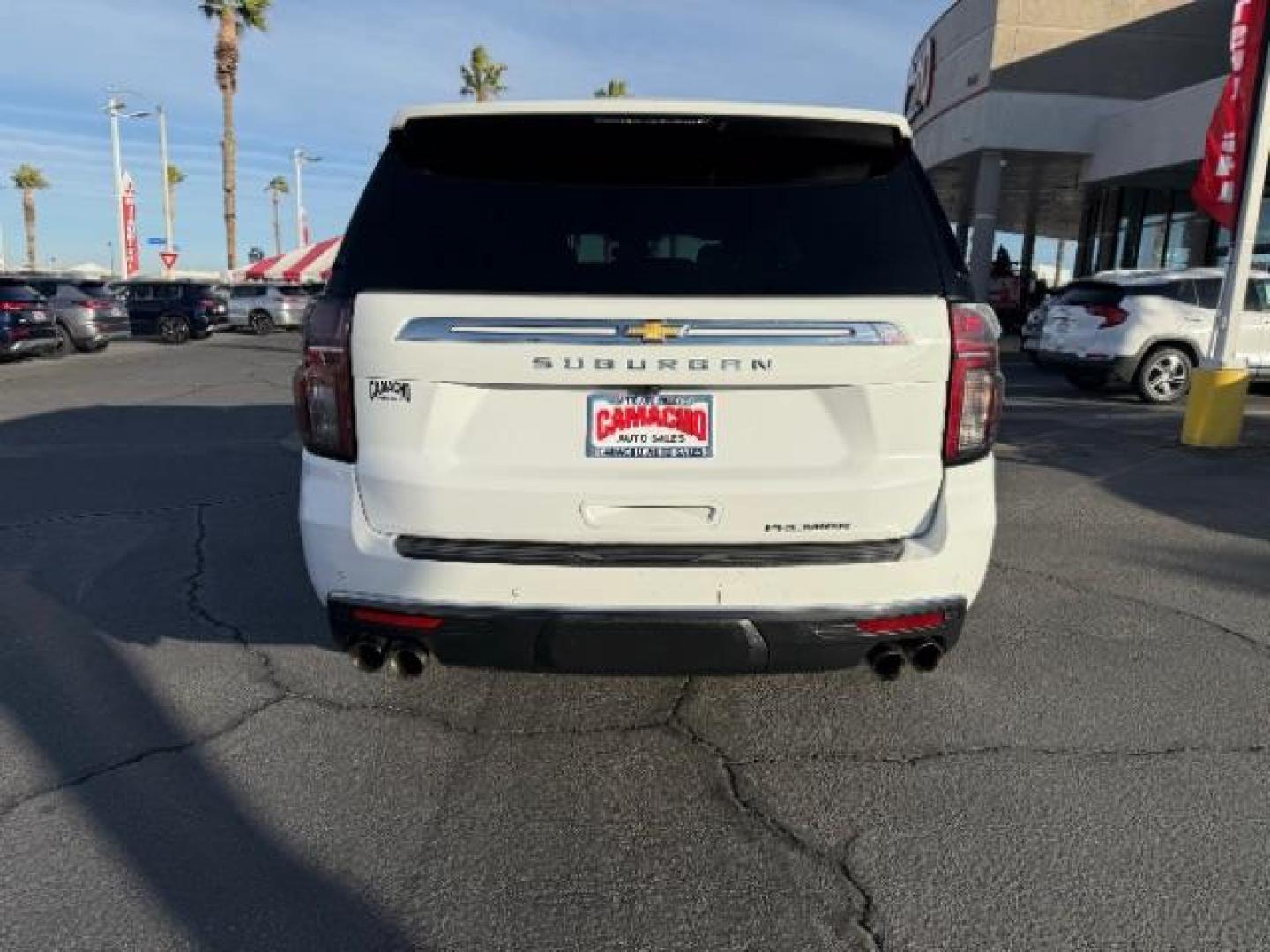 2023 WHITE Chevrolet Suburban (1GNSCFKD5PR) , Automatic 10-Spd w/Overdrive transmission, located at 412 Auto Vista Drive, Palmdale, CA, 93551, (661) 945-0620, 34.592636, -118.136681 - Photo#5