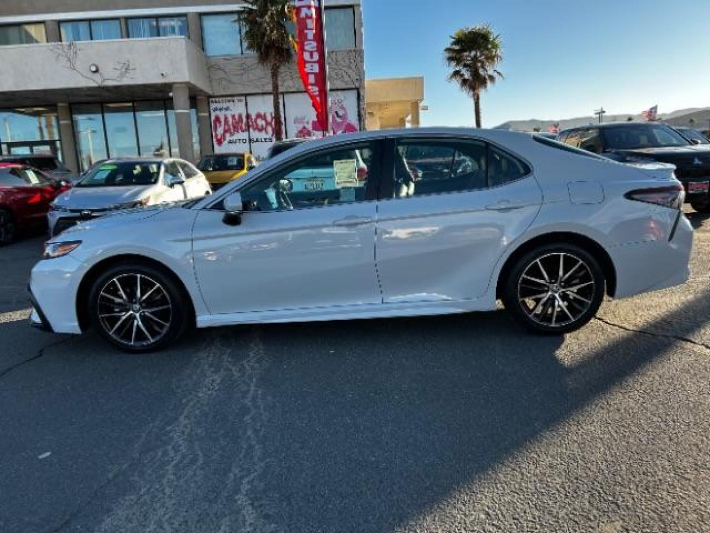 2023 WHITE Toyota Camry (4T1G11AK8PU) with an 4-Cyl 2.5 Liter engine, Automatic 8-Spd w/Sequential Shift transmission, located at 412 Auto Vista Drive, Palmdale, CA, 93551, (661) 945-0620, 34.592636, -118.136681 - Photo#4