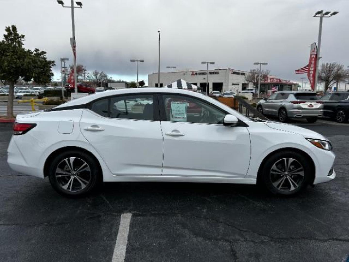 2021 WHITE Nissan Sentra (3N1AB8CV1MY) with an 4-Cyl 2.0 Liter engine, Automatic CVT w/Xtronic transmission, located at 412 Auto Vista Drive, Palmdale, CA, 93551, (661) 945-0620, 34.592636, -118.136681 - Photo#7